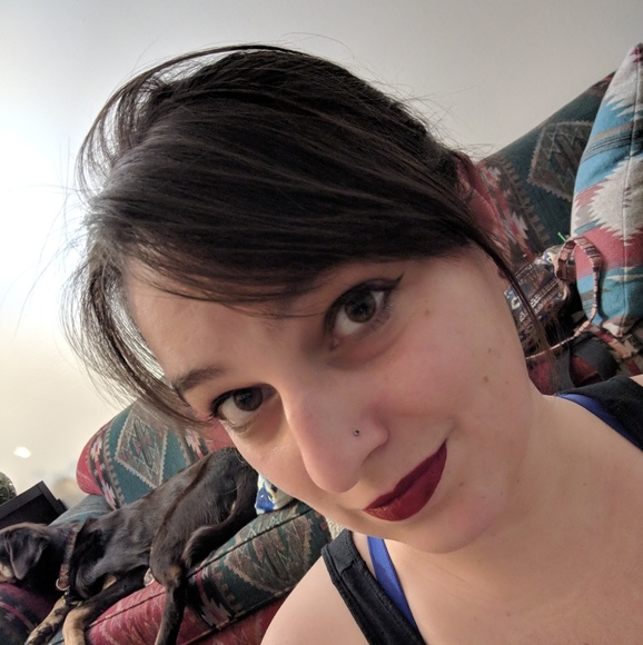 Meet your Posher, Tess - Picture 2 of 4